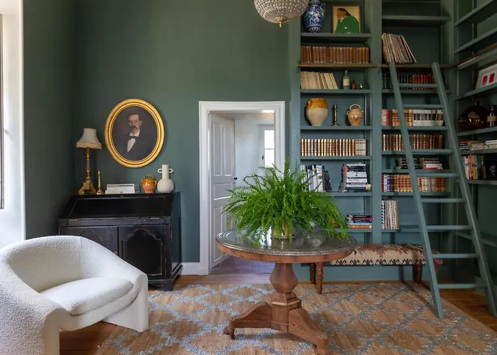 Σπίτι διακοπών Refurbished Chateau Sleeps 20 With Luxury Pool *