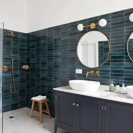 Refurbished Chateau Sleeps 20 With Luxury Pool Ornezan