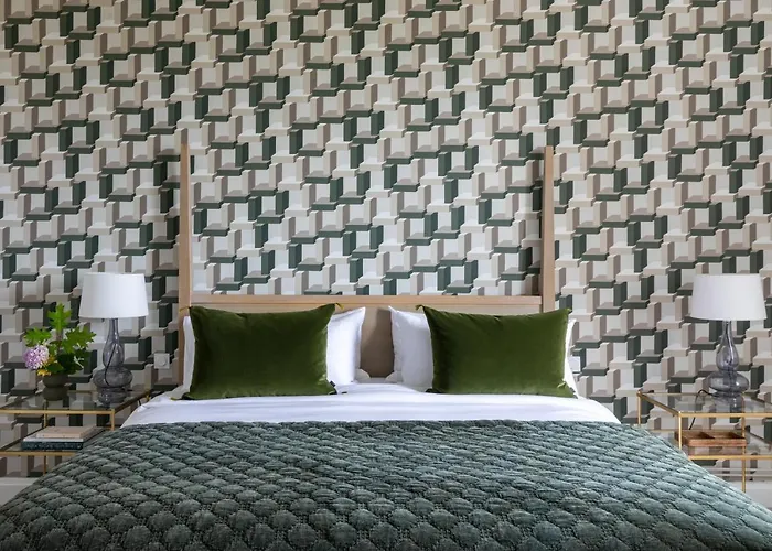 Refurbished Chateau Sleeps 20 With Luxury Pool Дом отдыха *