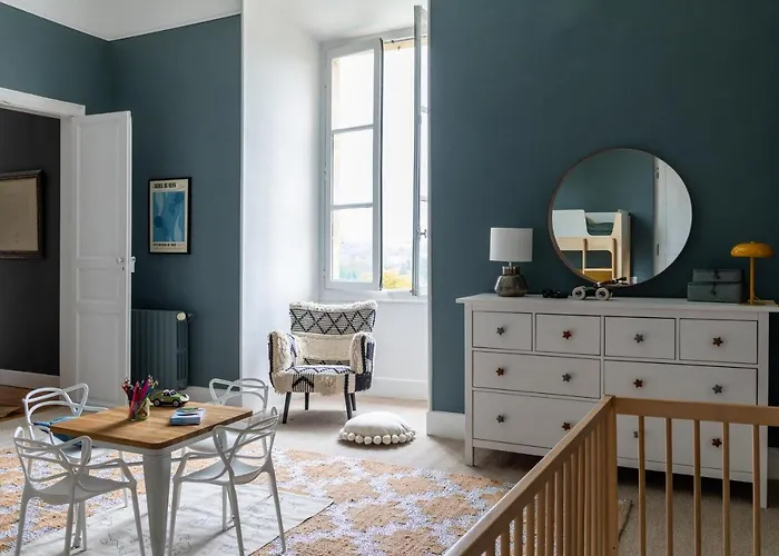 Refurbished Chateau Sleeps 20 With Luxury Pool Дом отдыха *